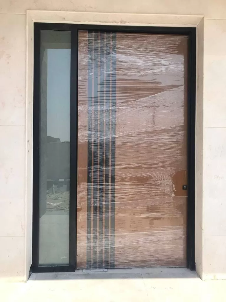 Aluminum and glass work